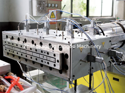 1180MM Pvc Broad Board Line Produksi Dengan Output Tinggi